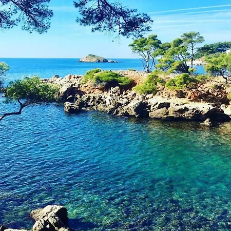 Boulevard Des Graviers Bandol